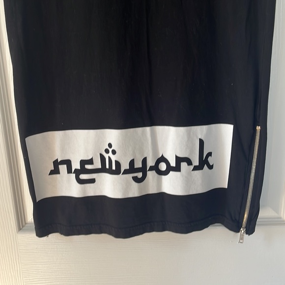 Dress - Picture 7 of 10